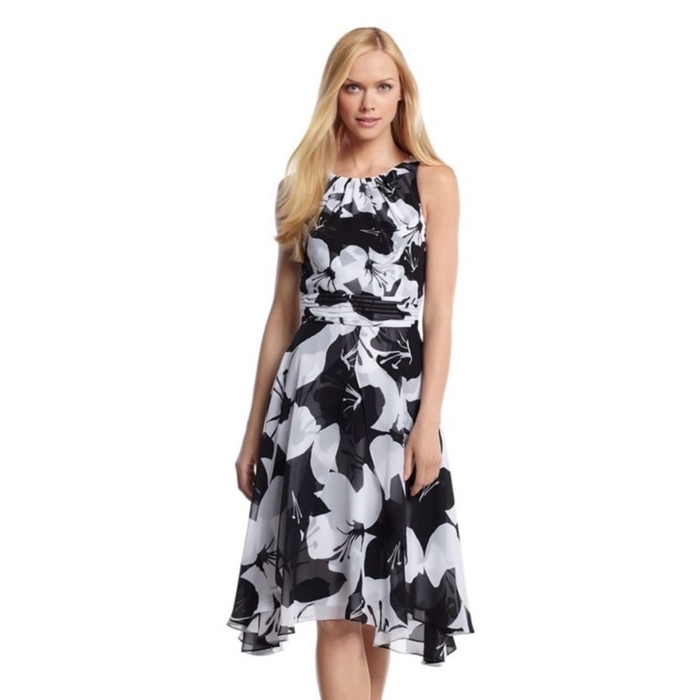 White House Black Market Dress, size 6